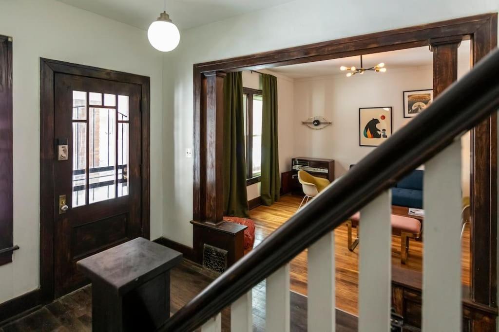 디트로이트 Luxe Mid-Century Styled Historic Townhouse #1 빌라 외부 사진